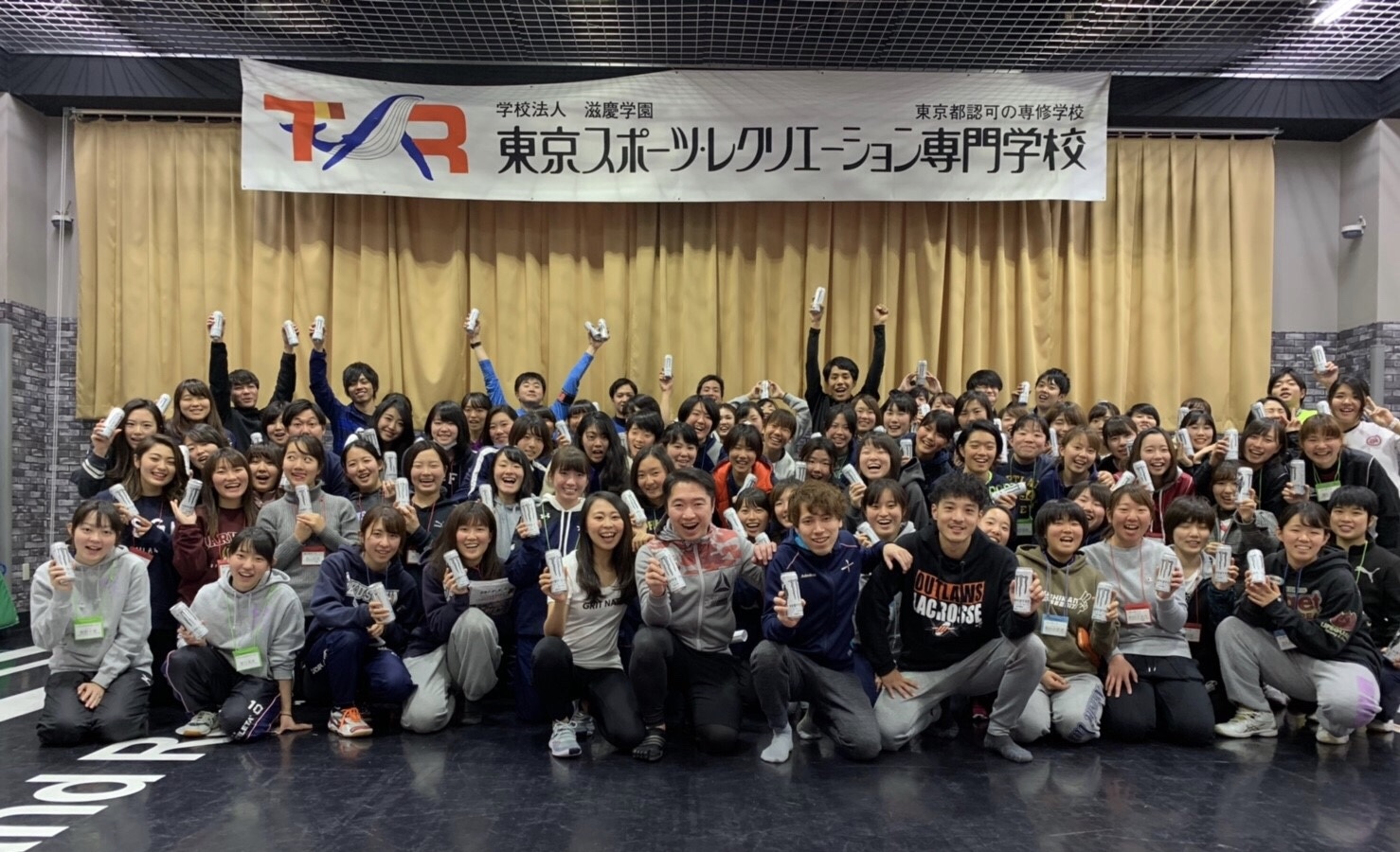専門学校イベントの記念写真
